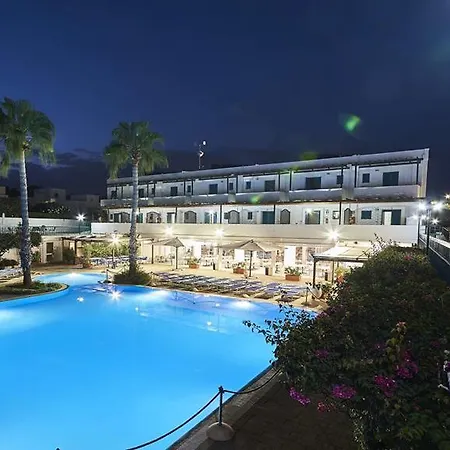 Costa Del Salento - Cdshotels 4* לידו מריני